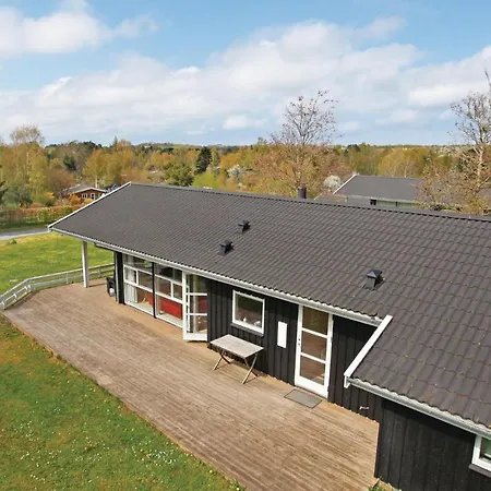 Gorgeous Home In Hojby With Sauna Vakantiehuis *