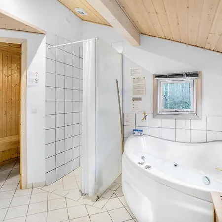 Gorgeous Home In Hojby With Sauna *