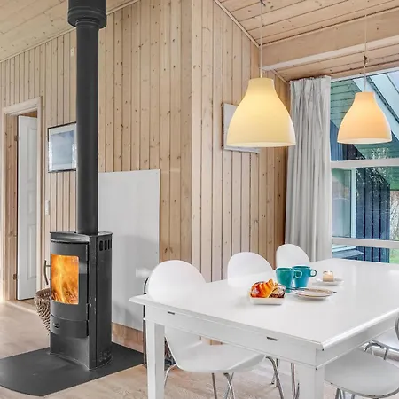Gorgeous Home In Hojby With Sauna * Højby